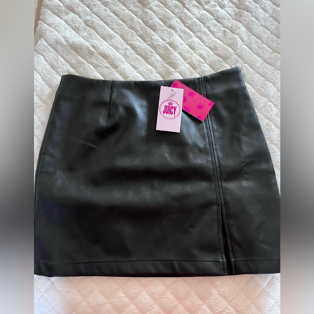 Size small Black faux leather juicy couture mini skirt